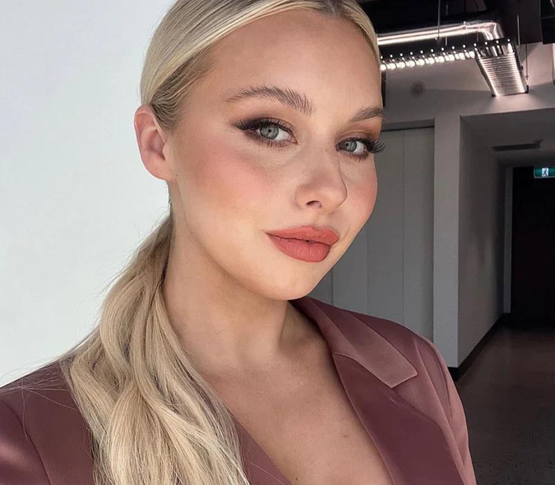 Bella Valentini Opens Up to Scarlet Period on Living with Endometriosis
