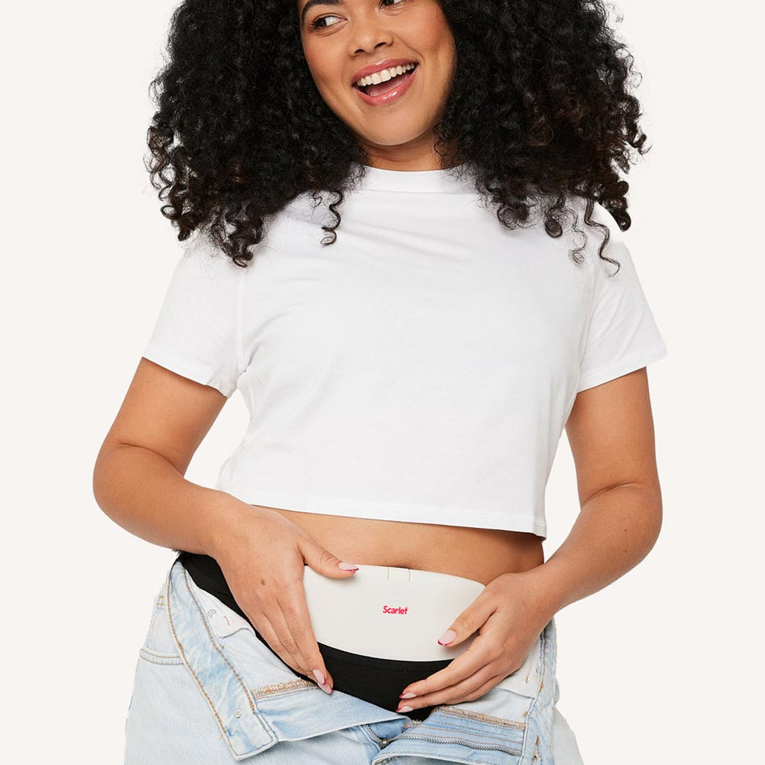 Scarlet Period rae Heat Pad: Portable, USB-powered warmth for period pain.