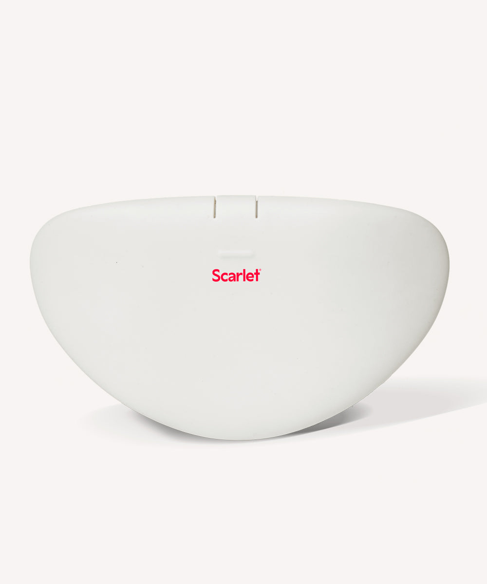 Scarlet Period rae Heat Pad: 50°C heat, 3 soothing, comfy settings.