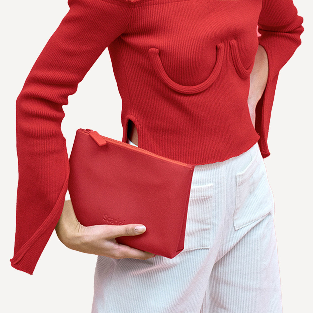 SCARLET PERIOD WATERPROOF TOILETRY BAG