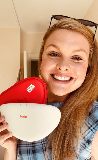 Actress Sophie Dillman @sophiedillman with her rae Heat Pad